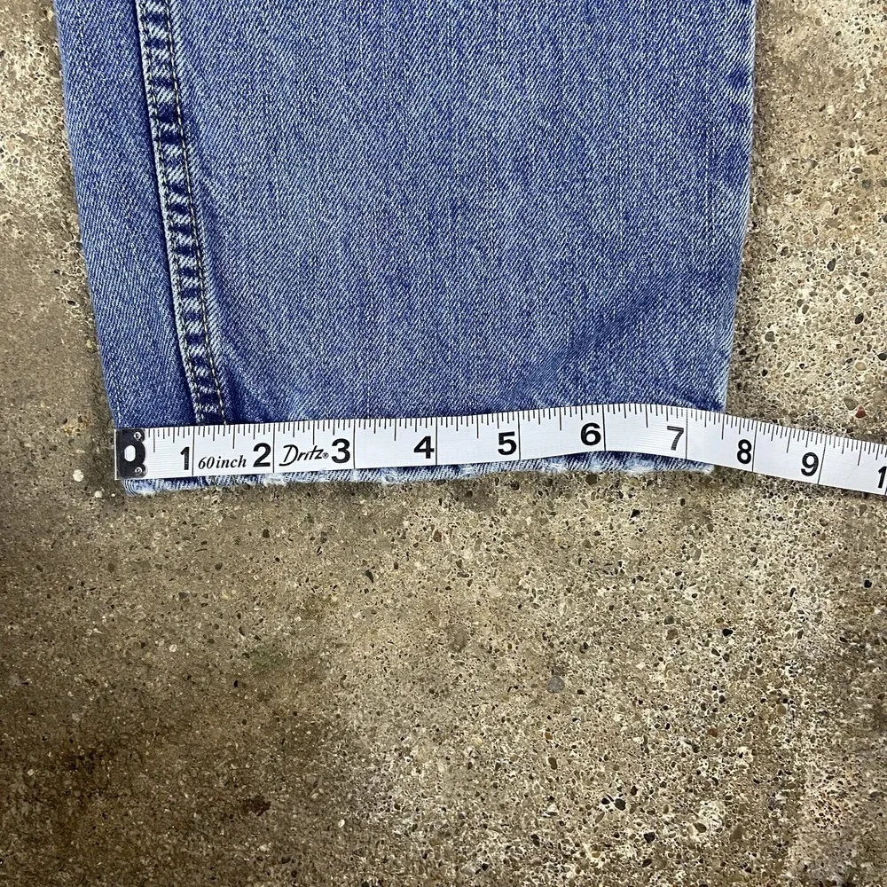 Levi's 505 Jeans Size 33x30 Blue Denim Medium Wash Straight Regular Fit Cotton